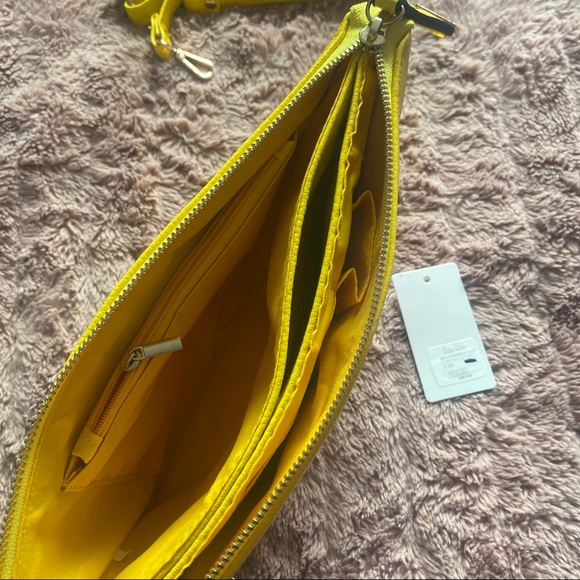 Medium Yellow Shoulder Bag - Picture 5 of 6